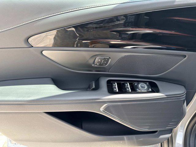 new 2025 Lincoln Nautilus car, priced at $54,954