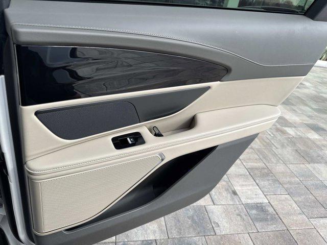 new 2025 Lincoln Nautilus car, priced at $54,226