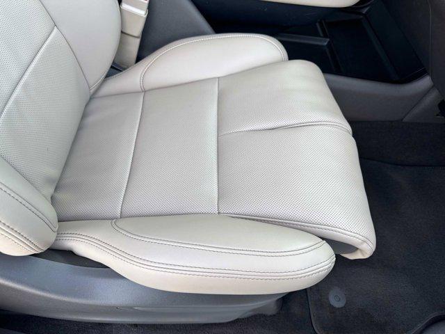 used 2022 Lincoln Navigator car, priced at $37,800