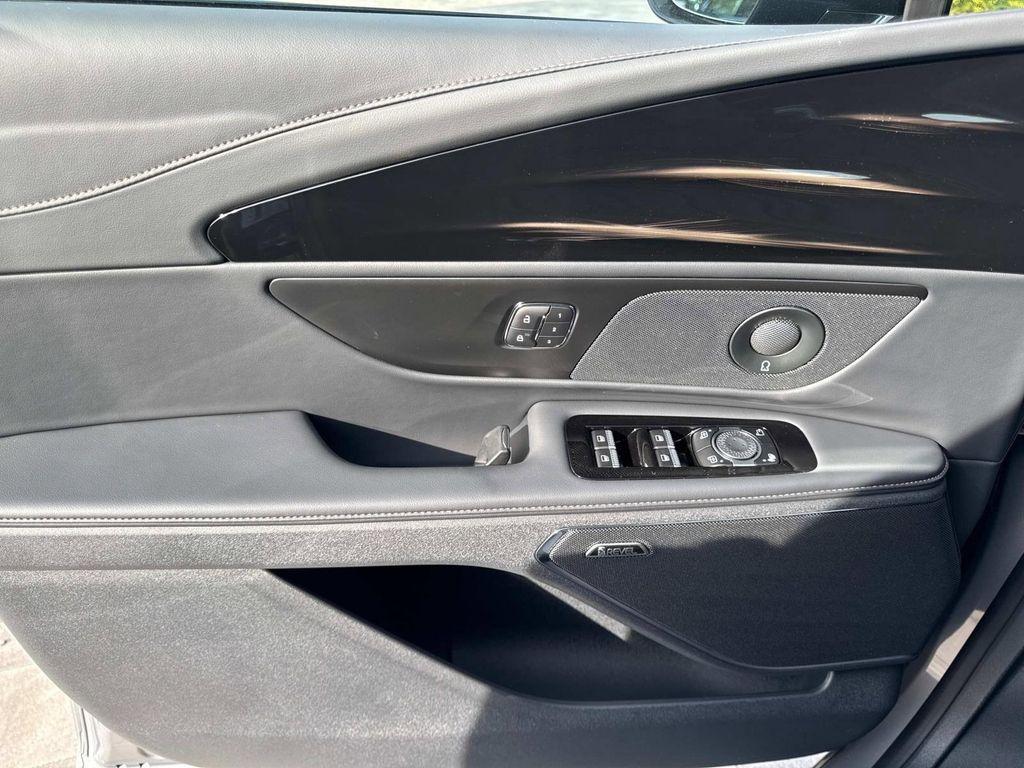 new 2025 Lincoln Nautilus car, priced at $59,828