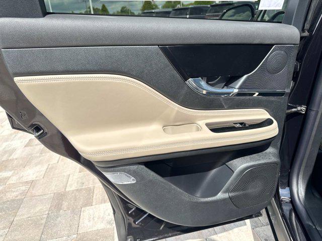 new 2025 Lincoln Corsair car, priced at $44,055