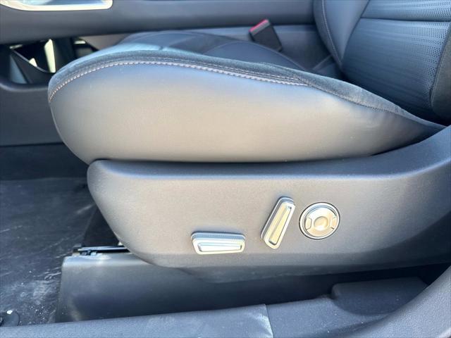 new 2025 Lincoln Nautilus car, priced at $67,455