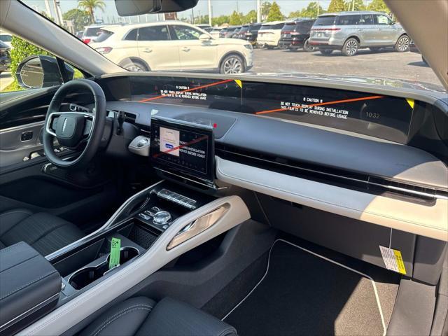 new 2025 Lincoln Nautilus car, priced at $68,160