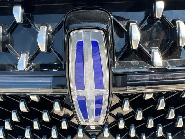 new 2025 Lincoln Nautilus car, priced at $68,160