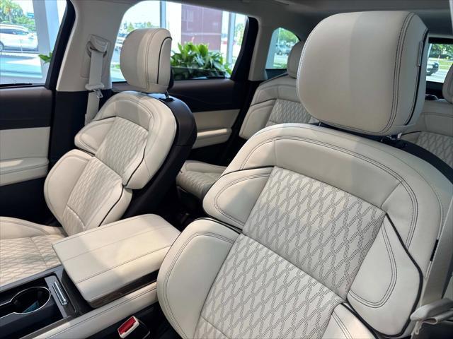 new 2025 Lincoln Nautilus car, priced at $76,395