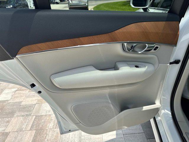 used 2022 Volvo XC90 car, priced at $36,800