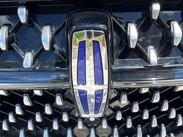 new 2025 Lincoln Nautilus car, priced at $56,532