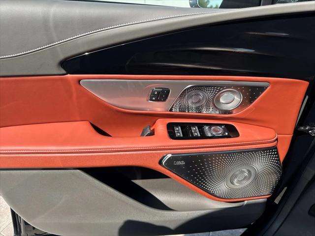 new 2025 Lincoln Nautilus car, priced at $77,645