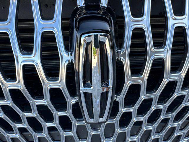 new 2025 Lincoln Corsair car, priced at $40,584