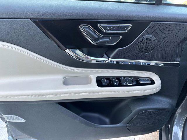 new 2025 Lincoln Corsair car, priced at $40,584