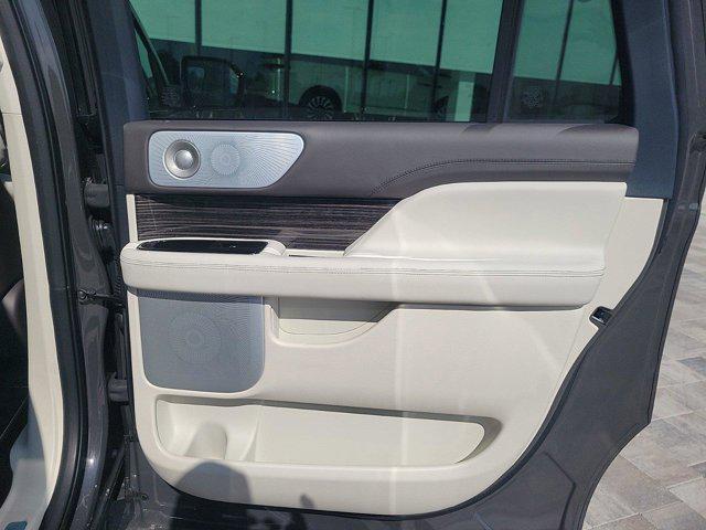 new 2024 Lincoln Navigator car, priced at $110,110