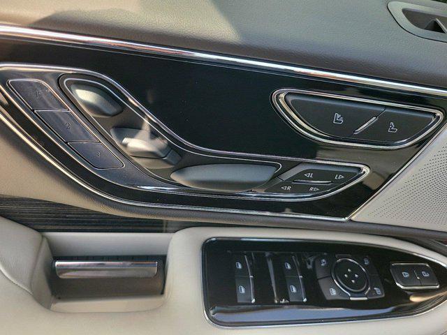 new 2024 Lincoln Navigator car, priced at $110,110