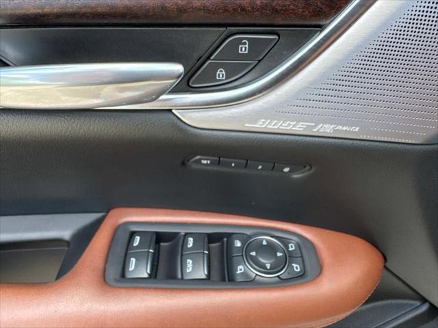 used 2021 Cadillac XT5 car, priced at $26,995