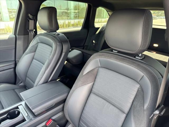 new 2025 Lincoln Nautilus car, priced at $67,355