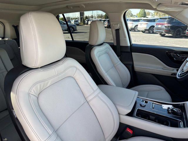 new 2025 Lincoln Aviator car, priced at $64,600