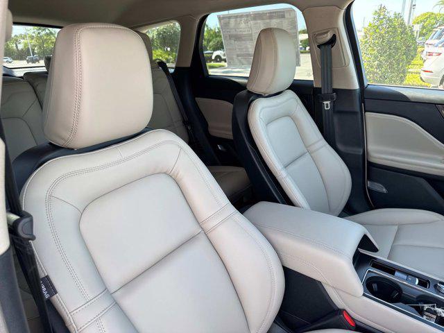 new 2025 Lincoln Corsair car, priced at $40,141