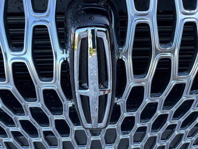 new 2025 Lincoln Corsair car, priced at $40,827