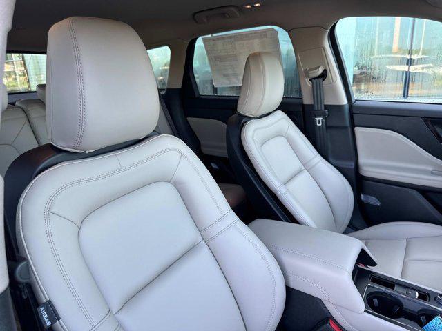 new 2025 Lincoln Corsair car, priced at $40,827
