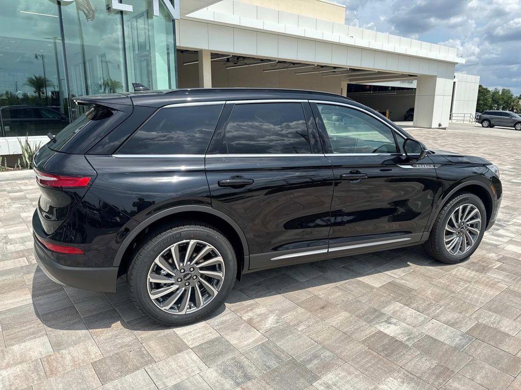 new 2025 Lincoln Corsair car, priced at $52,699