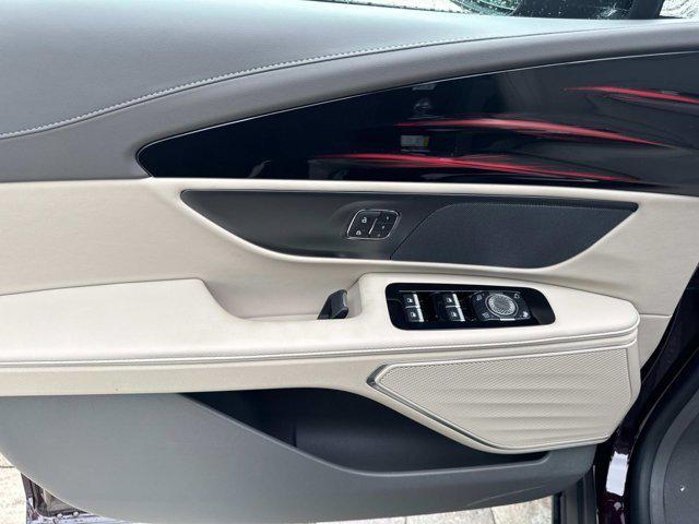 new 2025 Lincoln Nautilus car, priced at $52,094