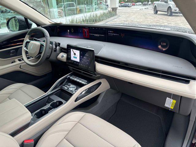 new 2025 Lincoln Nautilus car, priced at $52,094