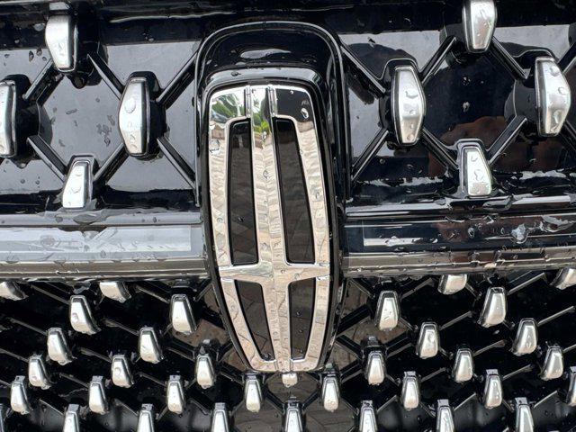 new 2025 Lincoln Nautilus car, priced at $52,094