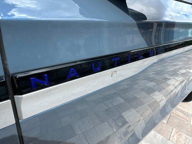 new 2025 Lincoln Nautilus car, priced at $57,192