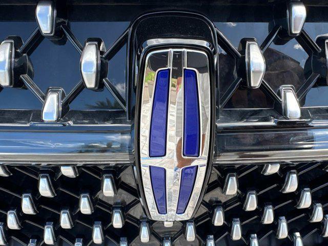 new 2025 Lincoln Nautilus car, priced at $57,192