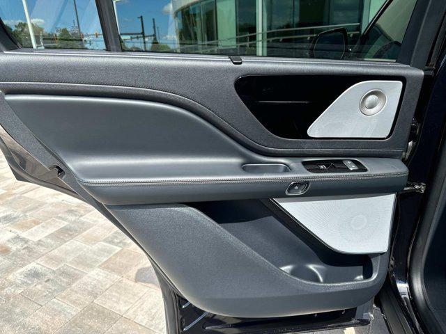 new 2025 Lincoln Aviator car, priced at $78,720