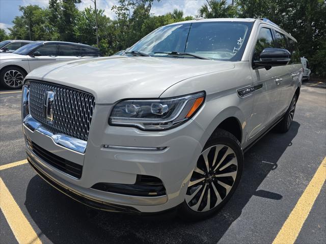 used 2022 Lincoln Navigator car, priced at $69,995