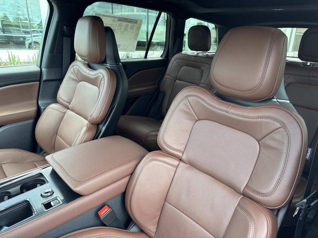 new 2025 Lincoln Aviator car, priced at $76,546