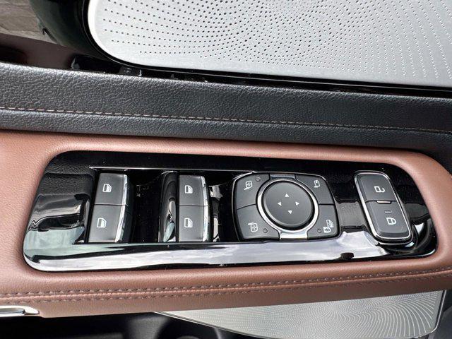 new 2025 Lincoln Aviator car, priced at $76,546