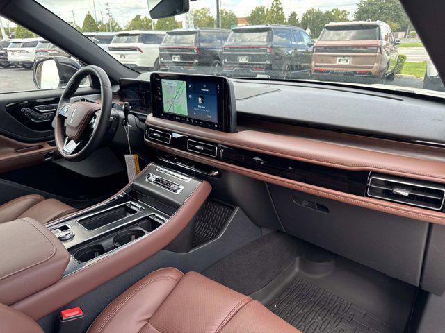 new 2025 Lincoln Aviator car, priced at $76,546
