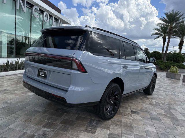 new 2025 Lincoln Navigator car, priced at $104,698