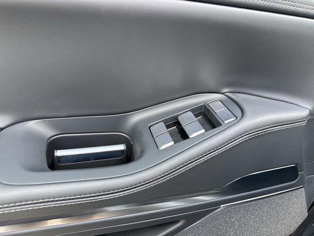 new 2025 Lincoln Navigator car, priced at $104,698