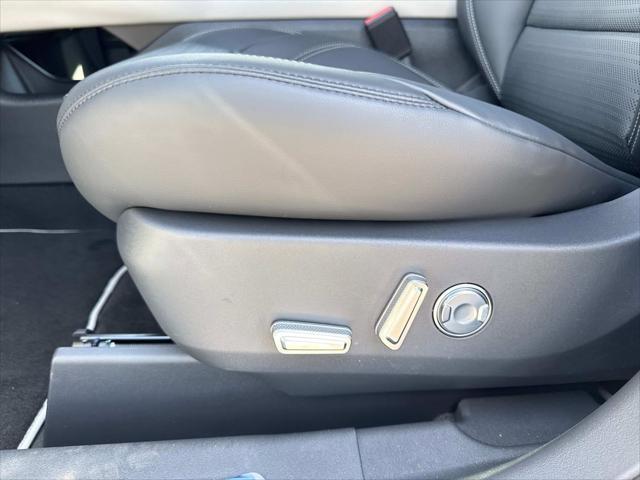 new 2025 Lincoln Nautilus car, priced at $65,205