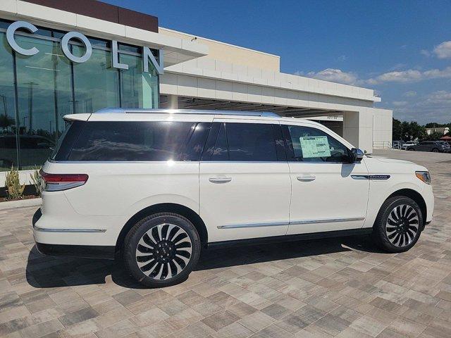 new 2024 Lincoln Navigator car, priced at $117,165