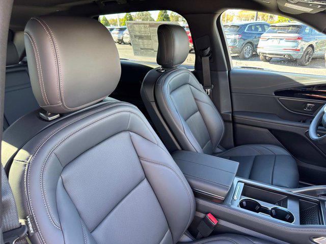 new 2025 Lincoln Nautilus car, priced at $56,482