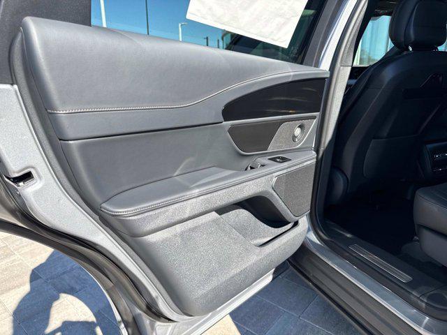 new 2025 Lincoln Nautilus car, priced at $56,482