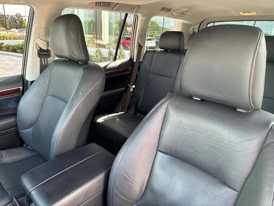 used 2019 Lexus GX 460 car, priced at $35,900