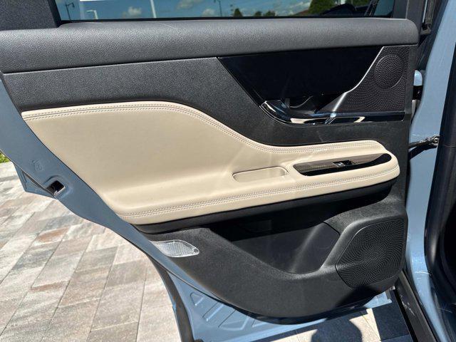 new 2025 Lincoln Corsair car, priced at $45,199