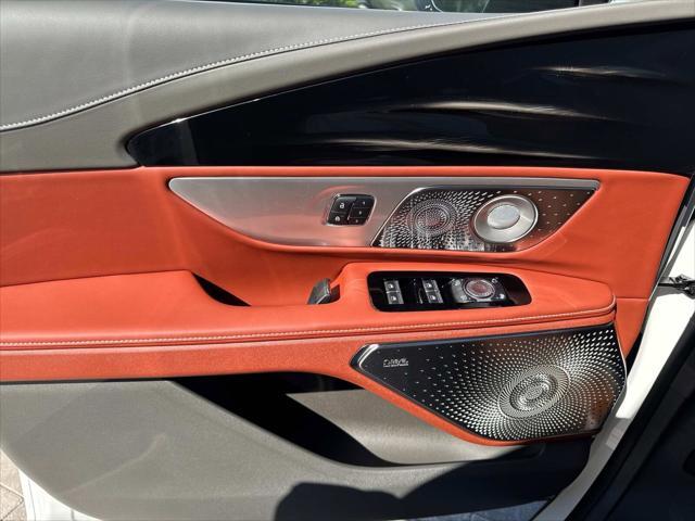 new 2025 Lincoln Nautilus car, priced at $81,395