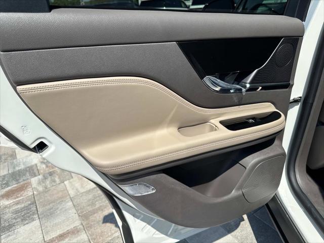 new 2024 Lincoln Corsair car, priced at $50,100