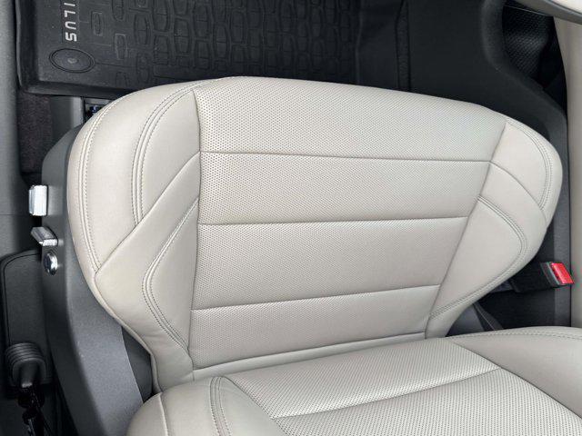 used 2024 Lincoln Nautilus car, priced at $45,800