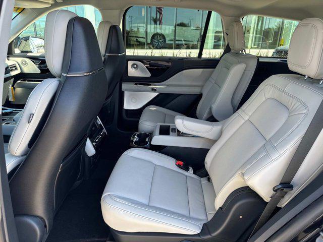 new 2025 Lincoln Aviator car, priced at $76,776