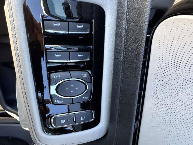 new 2025 Lincoln Aviator car, priced at $76,776