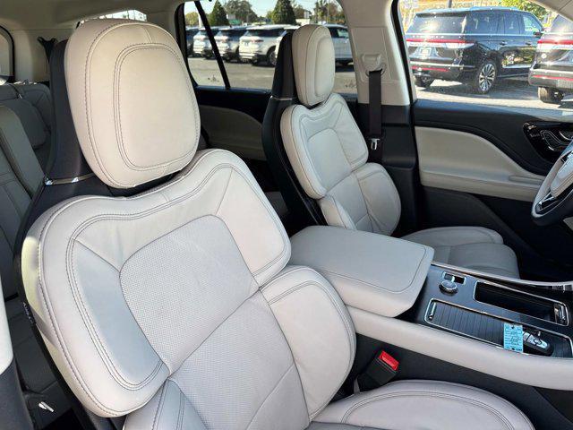 new 2025 Lincoln Aviator car, priced at $76,776