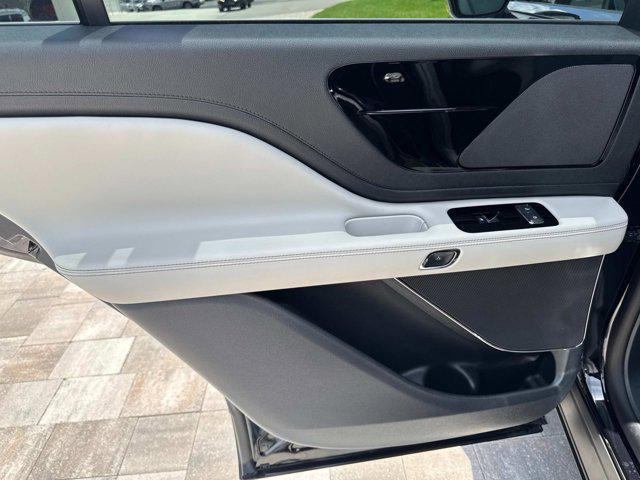 new 2025 Lincoln Aviator car, priced at $57,999