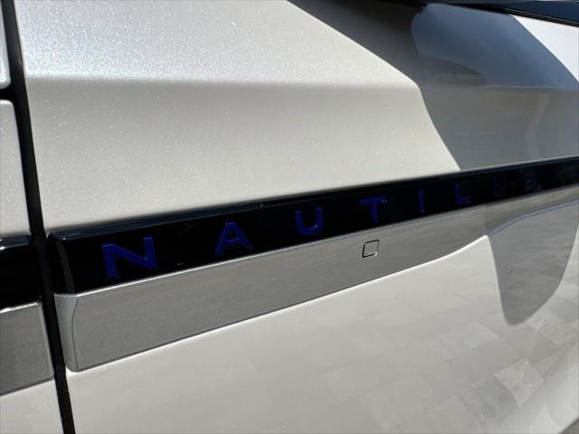 new 2025 Lincoln Nautilus car, priced at $56,485