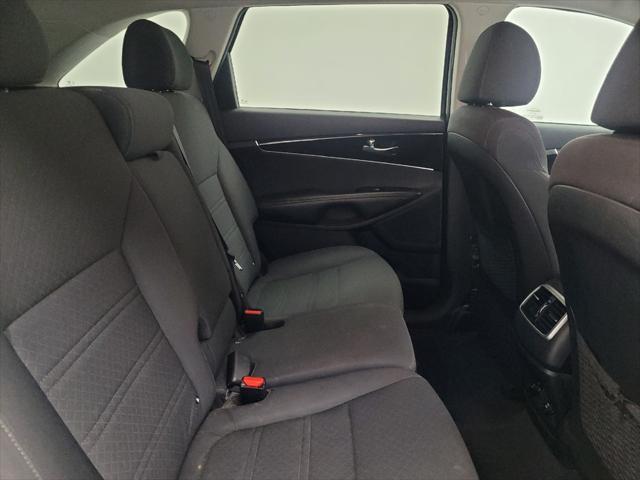 used 2019 Kia Sorento car, priced at $18,095